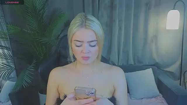 Snapshot of Relax_Time_ chatting on June 21, 5:08 pm Relax Time online show from June 21, 5:08 pm