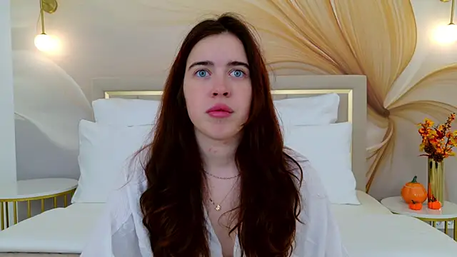 Snapshot of KimberlyBond chatting on September 24, 3:07 pm KimberlyBond online show from September 24, 3:07 pm