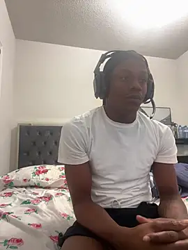 Snapshot of labishyoung25 chatting on December 14, 8:53 am labishyoung25 online show from December 14, 8:53 am