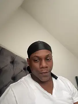 Snapshot of labishyoung25 chatting on November 21, 6:07 pm labishyoung25 online show from November 21, 6:07 pm