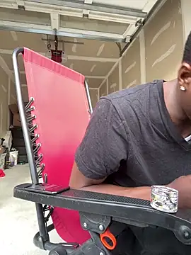 Snapshot of labishyoung25 chatting on September 27, 10:16 pm labishyoung25 online show from September 27, 10:16 pm