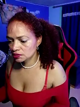 dindolpaula- online show from December 21, 9:04 pm