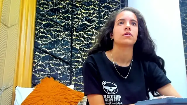 MiaCours online show from March 30, 7:15 pm