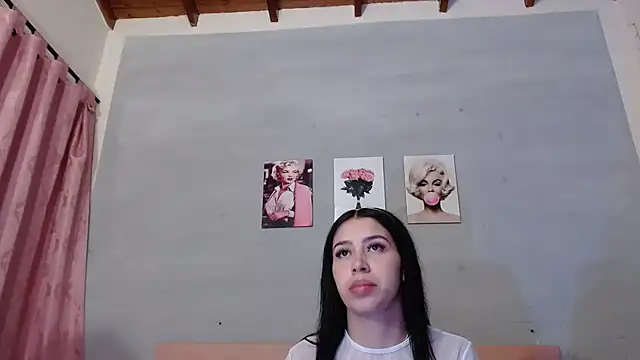 Olivia Spear online show from September 9, 12:14 pm