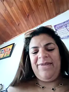 Mia-Glow online show from February 28, 1:11 pm