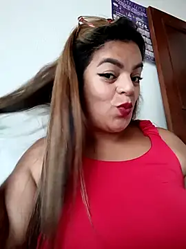 Mia-Glow online show from April 13, 12:09 pm