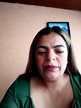 Mia-Glow online show from February 6, 12:12 pm