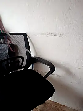 Mia-Glow online show from March 13, 3:06 pm