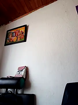 Mia-Glow online show from February 26, 1:22 pm