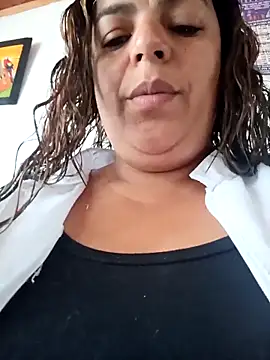 Mia-Glow online show from March 20, 1:34 pm