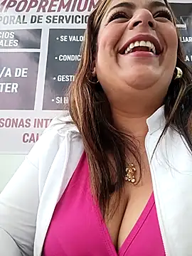 Mia-Glow online show from December 2, 12:18 pm