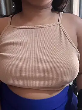 Maggi-is-back online show from January 17, 2:37 am