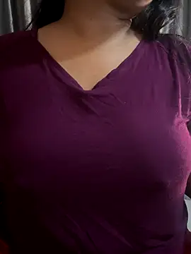 Maggi-is-back online show from November 14, 2:59 am