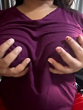 Maggi-is-back online show from November 3, 2:17 am