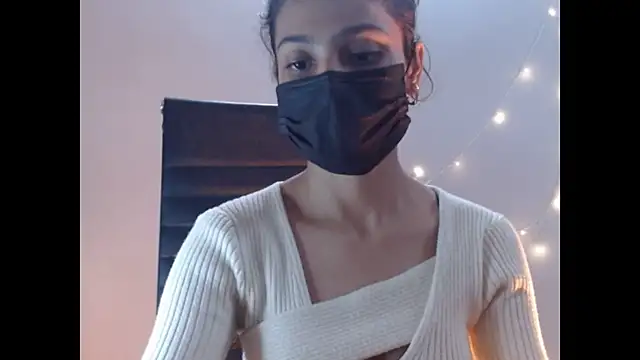  kamyaa09 online show from December 13, 8:04 pm