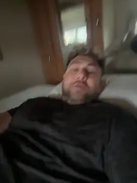 Snapshot of speakonit chatting on February 13, 6:08 pm speakonit online show from February 13, 6:08 pm