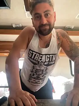 Snapshot of speakonit chatting on September 25, 10:05 pm speakonit online show from September 25, 10:05 pm