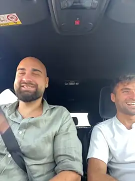 Snapshot of omihaze94 chatting on September 17, 9:33 am omihaze94 online show from September 17, 9:33 am