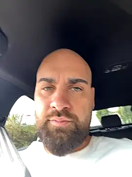 Snapshot of omihaze94 chatting on September 14, 9:20 am omihaze94 online show from September 14, 9:20 am