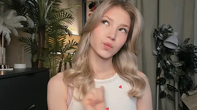 ChinBonnell online show from April 12, 5:44 am