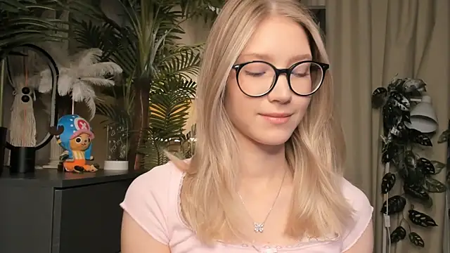 ChinBonnell online show from February 14, 5:51 am