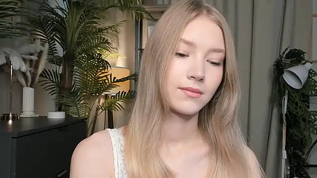 ChinBonnell online show from October 26, 5:41 am