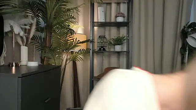 ChinBonnell online show from November 16, 5:45 am