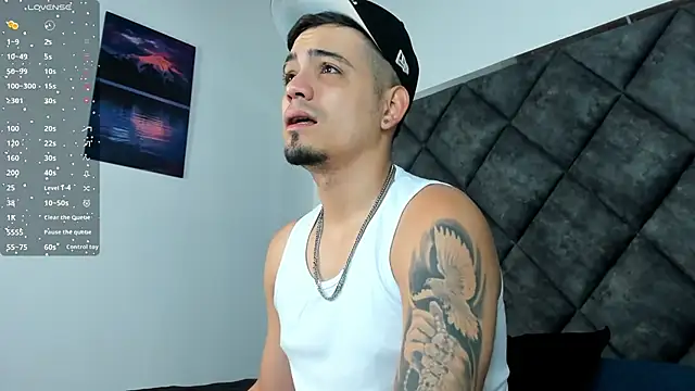 OwenStonne  online show from November 14, 12:20 pm