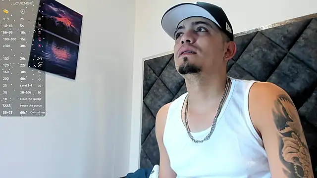 OwenStonne  online show from November 15, 12:53 pm