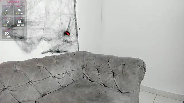 OwenStonne  online show from October 21, 4:12 am