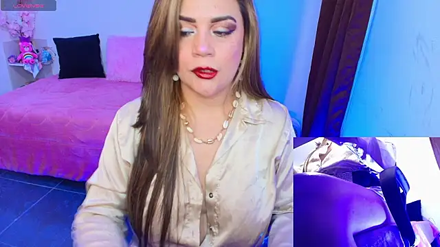 Paulina-Becerraa online show from March 4, 2:41 am