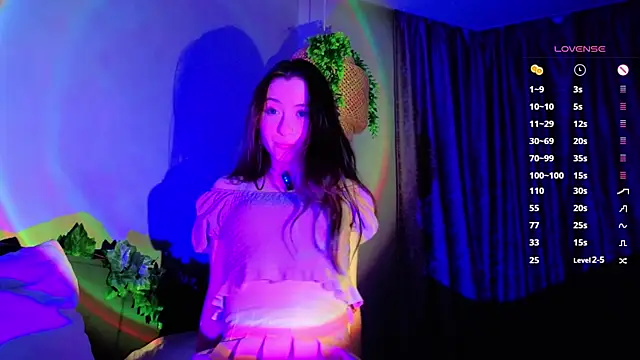 KayleeAgney online show from November 26, 6:52 pm