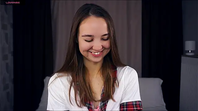 KayleenCurtis online show from October 1, 5:23 am