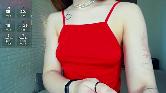 KayleenCurtis online show from April 12, 4:16 am