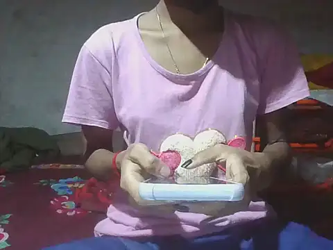 Snapshot of mala2580 chatting on October 18, 5:48 pm mala2580 online show from October 18, 5:48 pm