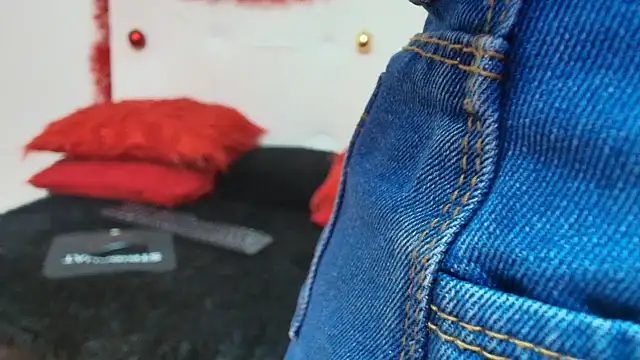 amy lennox online show from December 18, 12:31 pm