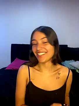 Snapshot of hotwife26 chatting on November 4, 3:49 pm hotwife26 online show from November 4, 3:49 pm