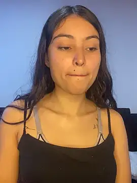 Snapshot of hotwife26 chatting on November 11, 7:41 pm hotwife26 online show from November 11, 7:41 pm