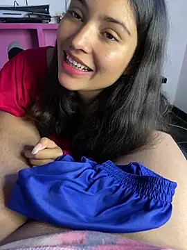 hotwife26 online show from August 4, 1:37 pm