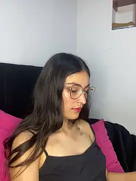 Snapshot of hotwife26 chatting on May 14, 5:26 am hotwife26 online show from May 14, 5:26 am