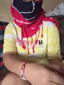 crazy111girl online show from February 5, 5:14 am