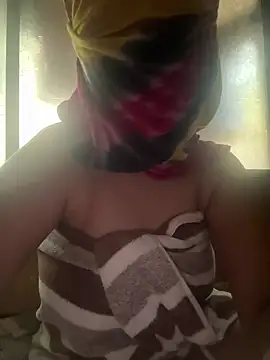 crazy111girl online show from February 20, 8:16 am