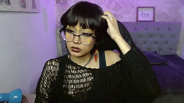 Snapshot of Nyxie_tk chatting on September 20, 8:14 pm Nyxie tk online show from September 20, 8:14 pm