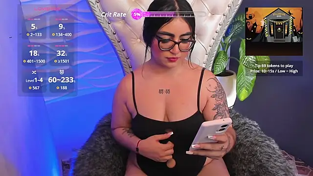 April  foxx online show from October 19, 3:59 pm