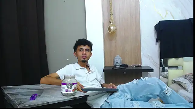 noah the kingmaster online show from September 29, 2:44 pm
