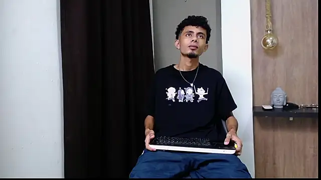 noah the kingmaster online show from September 27, 3:40 pm