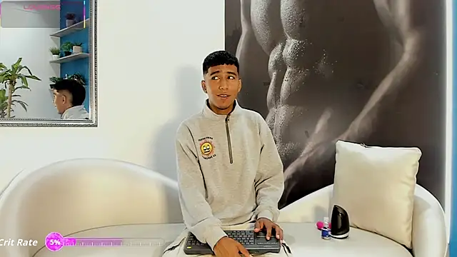 Snapshot of ender_h0t chatting on November 9, 1:48 pm ender h0t online show from November 9, 1:48 pm