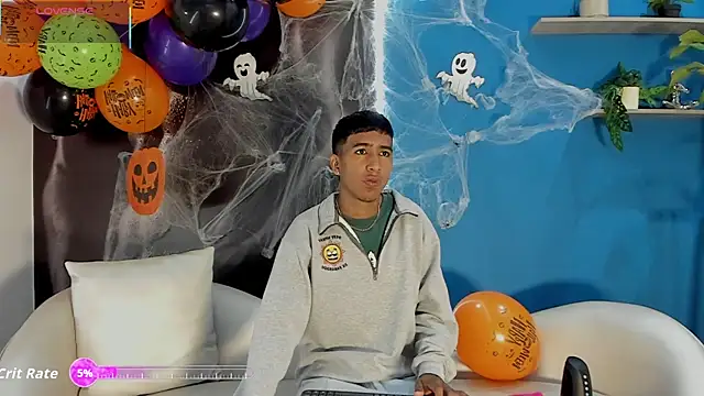Snapshot of ender_h0t chatting on October 15, 1:52 pm ender h0t online show from October 15, 1:52 pm