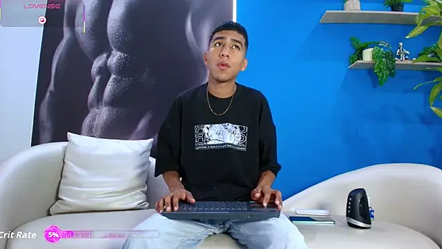 Snapshot of ender_h0t chatting on September 21, 2:11 pm ender h0t online show from September 21, 2:11 pm