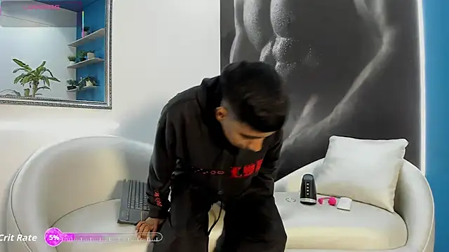 Snapshot of ender_h0t chatting on November 11, 1:50 pm ender h0t online show from November 11, 1:50 pm